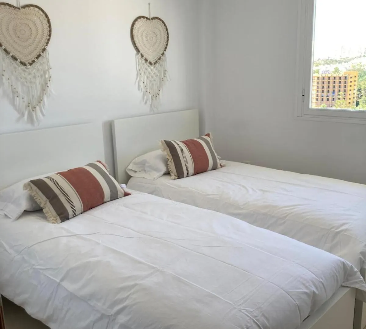 Charmant Appartement Proche Bord De Mer Benalmadena Spain