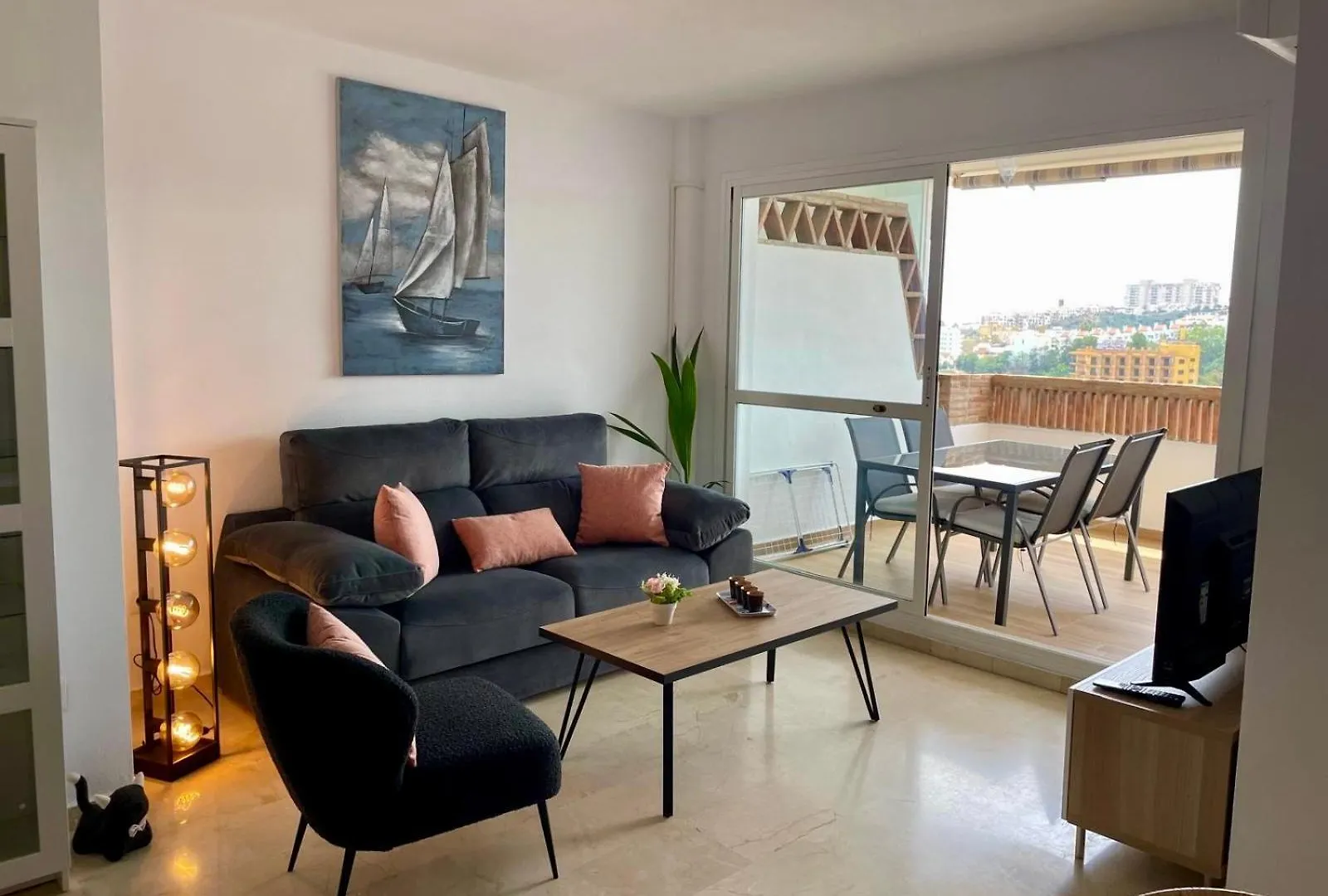 Charmant Appartement Proche Bord De Mer Benalmadena